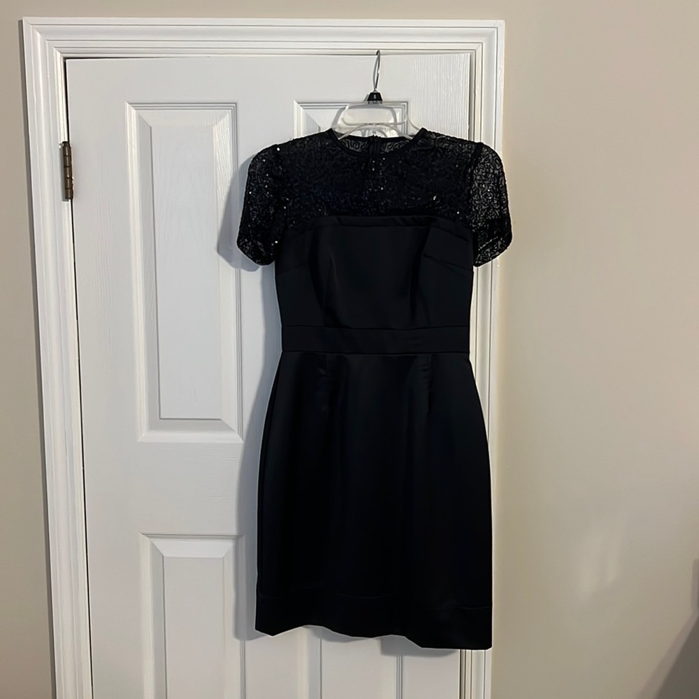 EUC TRINA TURK BEAUTIFUL BLACK DRESS
